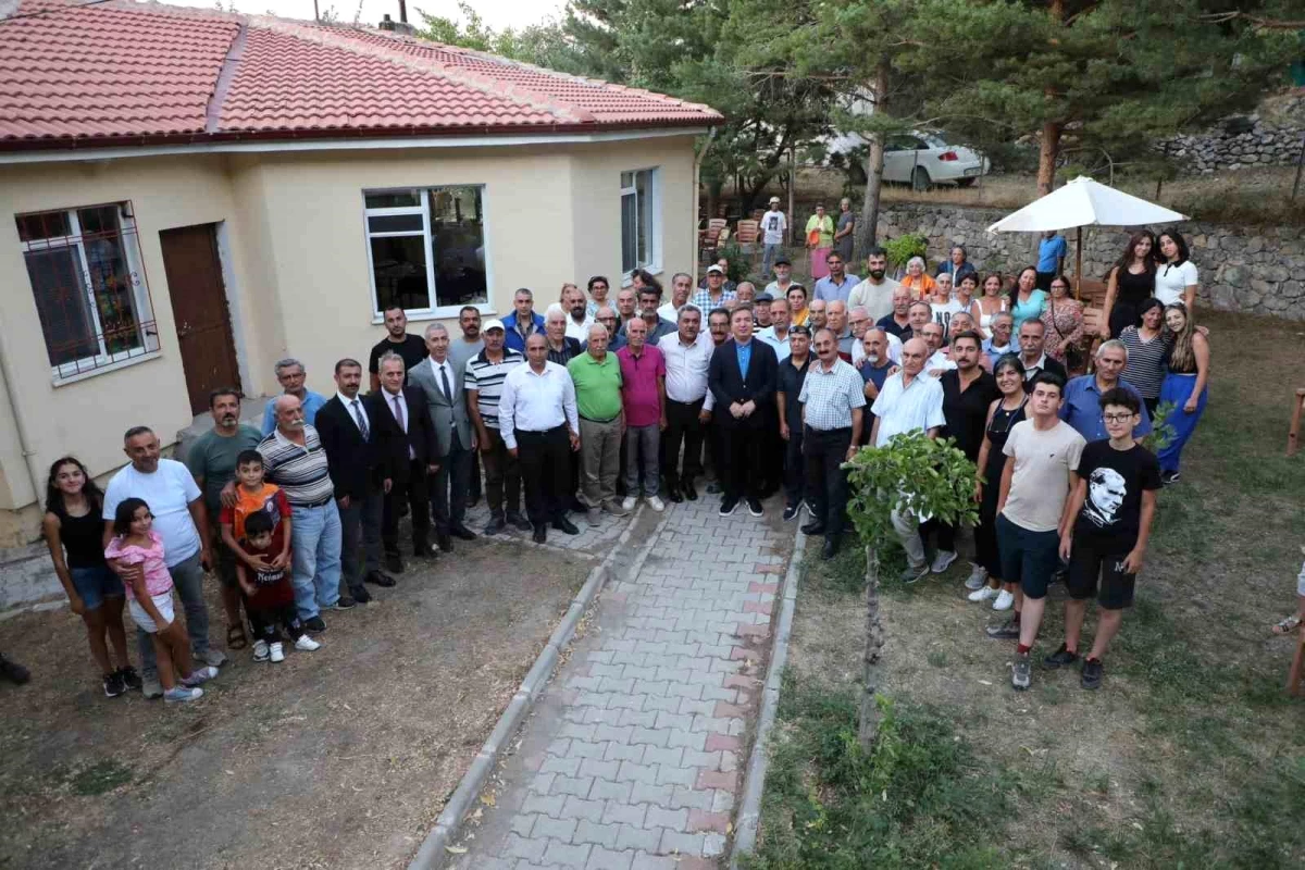 Erzincan Valisi Hamza Aydoğdu, Ergan köyü sakinleriyle buluştu