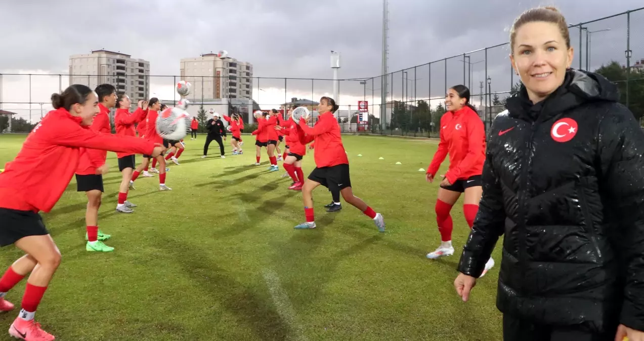 U19 Kadın Milli Takımı, Avrupa Şampiyonası Hazırlık Kampına Erzurum’da Başladı