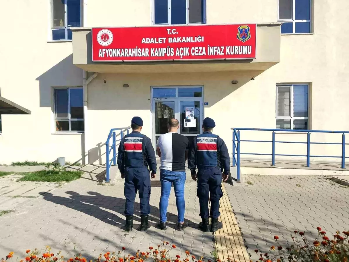 Aranan Şahıs Afyonkarahisar’da Yakalandı