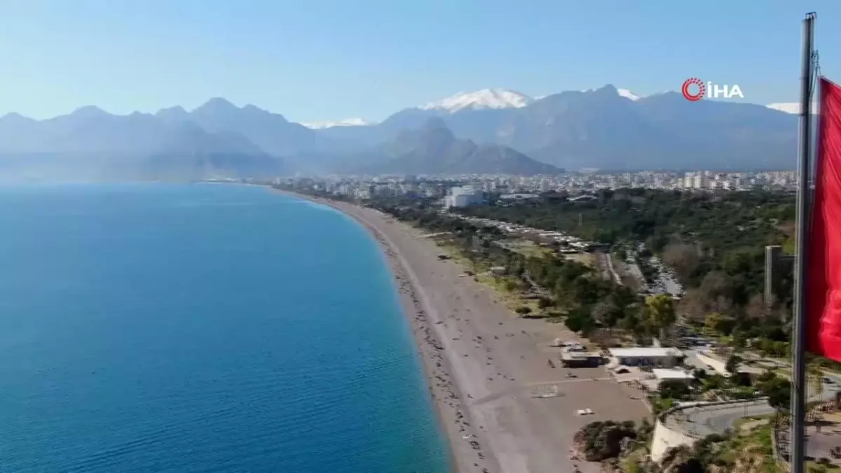 Antalya Kışın Yazı Yaşıyor